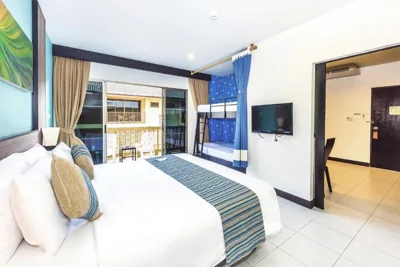 Camera Familiare — Kata Sea Breeze Resort